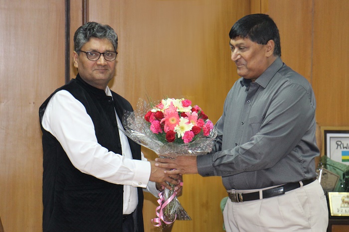 Shri Sudhir Garg,  Joint  Secretary (MSME) assumes  charge  as  Chairman cum Managing Director, NSIC on 01-10-2018. Shri A.K. Mittal, Director (Finance) NSIC welcomes   him on joining NSIC.