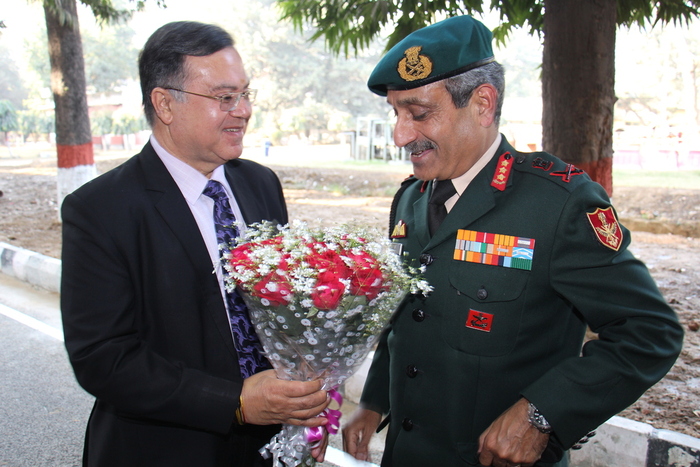 Sh. Ravindra Nath, CMD, NSIC welcomed Lt. Gen. Satish Dua, Chief of Integrated Defence Staff to the Chairman Chief of Staff Committee (CISC), on his visit to NSIC.  Lt. Gen. Dua was shown NSIC’s  Rapid Incubation Centre (RIC) for entrepreneurship creation and Advanced Training Centre for Skill Development. Sh. Nath apprised him about  how this Centre is transforming youth from  “employment seeker to job provider” by making them entrepreneurs and improving their skill sets by providing advanced training. Avenues between NSIC and Army for transforming their soldiers into entrepreneurs on completion of their terms, were also discussed. Lt. Gen Dua appreciated the appropriate technologies placed in the RIC and expressed his willingness to partner with NSIC to train/ skill the retiring soldiers or families of soldiers. He was accompanied by Col. Manoj Deshpande, DA to CISC during the visit.