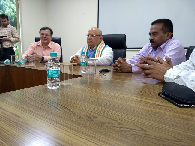 Shri Kalraj Mishra, Hon’ble Member of Parliament and Chairman, Parliamentary Standing Committee  on Office of Profit  during his visit to NSIC Advance Training Center applauded NSIC for  setting up of India Korea Technology Exchange Center. Shri Ravindra Nath,CMD,NSIC also apprised the Hon'ble Member of Parliament about various initiatives of NSIC for the growth of MSME sector. Also present on this occasion were Shri P.Udayakumar, Director (P&M) and Shri A.K.Mittal, Director (Fin) and officers/staff of NSIC.