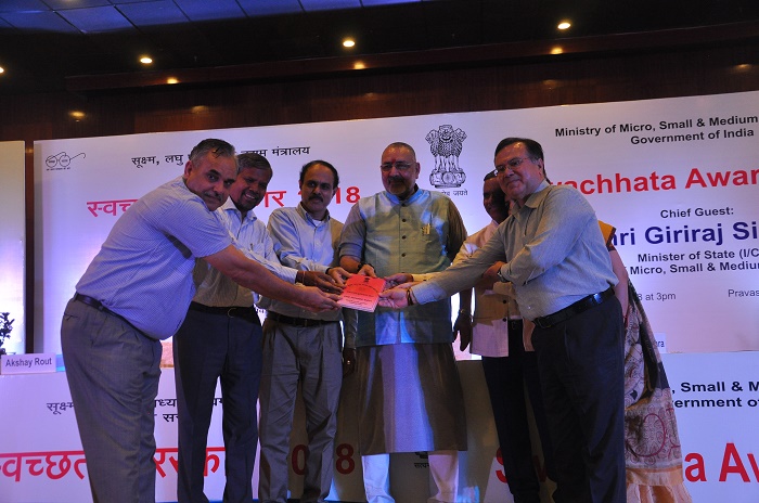 Union Minister of State (I/C),Ministry of MSME ,Shri Giriraj Singh distributed the Awards at Pravasi Bharatiya Kendra in New Delhi on 04th July 2018. The NSIC Corporate Office ,NSIC Branch office (Delhi) and NSIC -Technical Services Centre (Hyderabad) were selected as the most clean of all NSIC offices in the country. Also present on this occasion were Secretary, MSME, Dr. Arun Kumar Panda, DG, Swachh Bharat Abhiyan, Akshay Raut ,CMD,NSIC Shri Ravindra Nath , Joint Secretary (MSME),Ms.Alka Nangia Arora ,Shri P.Udayakumar,Director(P&M) ,Shri A.K.Mittal,Director(Finance) NSIC  were also present on this occasion.