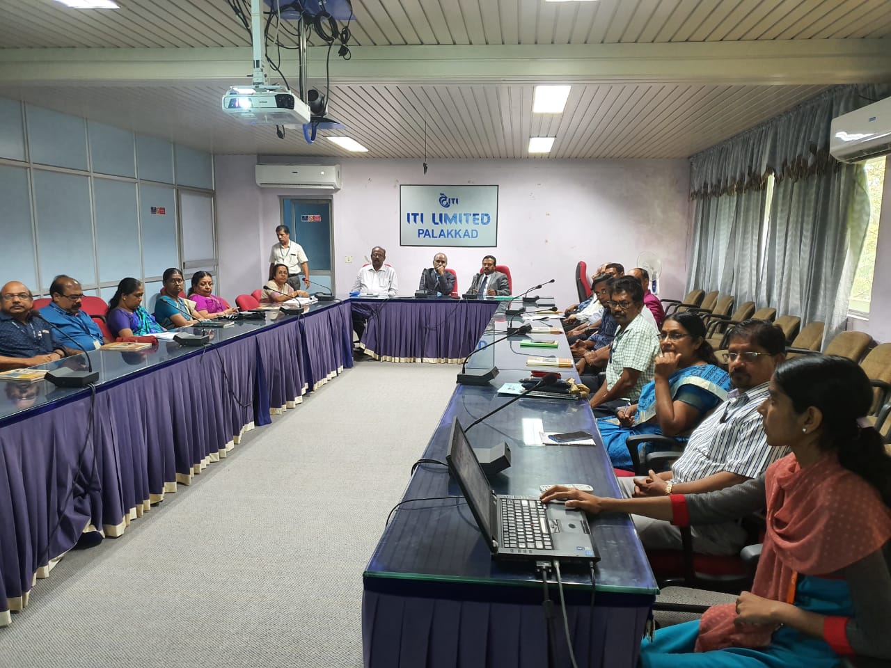 DPM visited ITILtd, Palakkad which is printing NSIC Loyality Card and addressed the HoDs on opportunities in MSME sector.