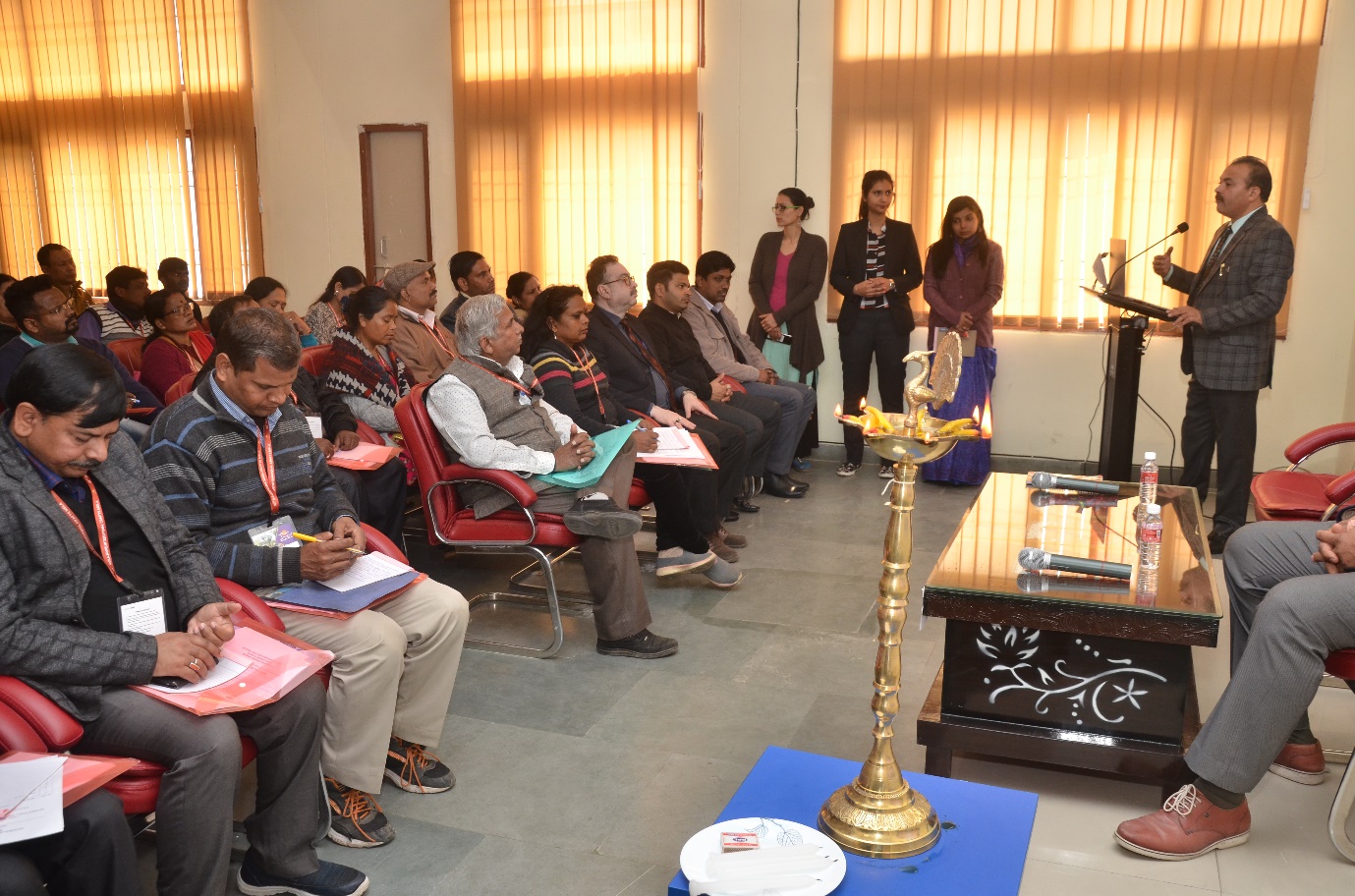 NSIC – Technical Services Centre (Neemka) in association with National Bank for Agriculture and Rural Development (NABARD), Faridabad organised “One Day Training Programme on “Marketing, Branding, Communication and Packaging for Artisans” on 05.02.2019 in which around 50 Artisans have participated to attend the programme from all over India.. On the occasion, different distinguished artisans sharing their views and experiences in their business field.  The entire programme well-coordinated under the guidance of DGM NSIC- Shri. Rajesh Kumar. The participants appreciated about the programme and infrastructure and technologies set up by NSIC in Faridabad (Haryana).
