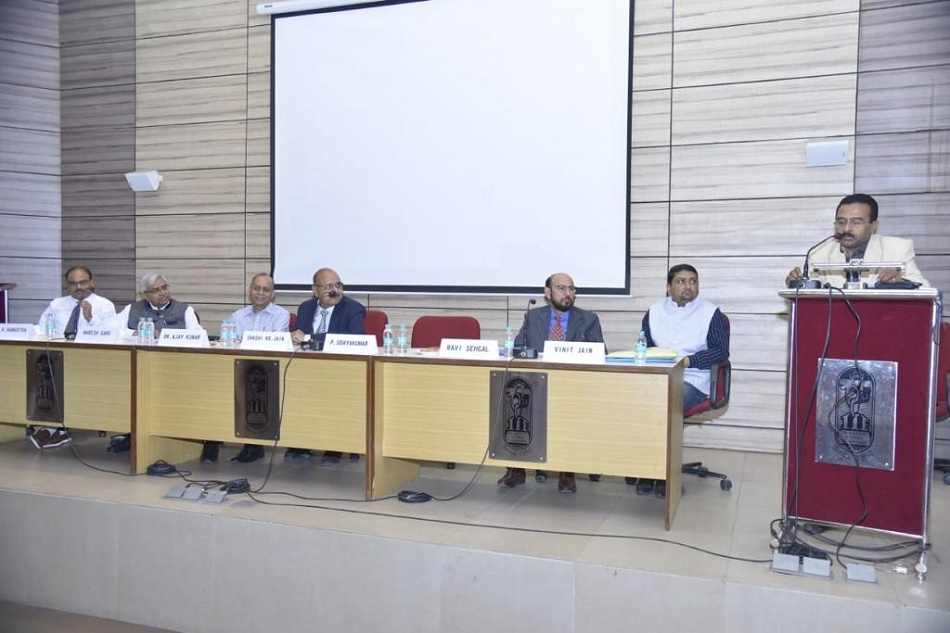 Shri P. Udayakumar, Director(P&M), NSIC was the Guest of Honour and delivered the keynote address at the Inauguration of “The Institute of Indian Foundrymen” Delhi’s new office premise on 12th April, 2019.  He highlighted the emerging opportunities in the sectors of Defence, Railways, Power, Agro and Infra sector for the Foundry industry where it is the mother Industry of all the Industries.  