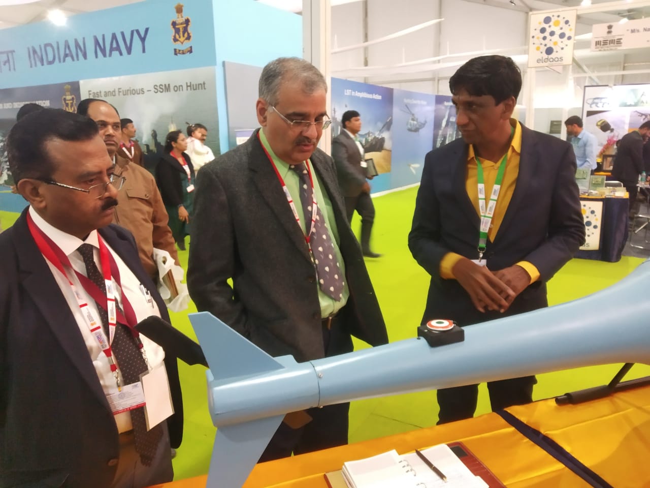 During DefExpo 2020, held at Lucknow (U.P.), NSIC signed MoU with Uttar Pradesh Expressways Industrial Development Authority (UPEIDA) to create eco system for MSMEs under upcoming Defence Corridor in the state of Uttar Pradesh and with Mishra Dhathu Nigam Limited (MIDHANI) for supply of Special Raw Materials to DEFENCE MSMEs. Further, Shri. Vijayendra, IAS, Chairma-cum-Managing Director, NSIC & Shri. P. Udayakumar Director (P&M), NSIC along with other officials of NSIC interacted with the exhibitors of DefExpo 2020 at Lucknow during 6th – 7th February 2020.
