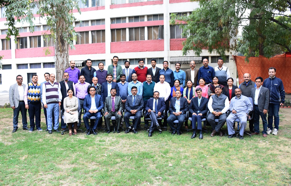 Shri.P.Udayakumar,Director(P&M),NSIC while interacting  with the participants of the "Workshop on etendering through GeM for Business Generation "held on 29th February 2020 held at NSIC Campus, Okhla Industrial Estate ,New Delhi  encouraged the NSIC Branches to participate Online for increasing business for  MSEs under the Consortia and Tender Marketing Scheme. Also present on the occasion were Shri.Manoj Lal, Senior General Manager, Shri O.P.Singh,Centre Head, NTSC (Okhla ), Shri. Sanjay Sharif, DGM, NSIC , Shri .Deepak Gehlot, Director (GEM), Government of India. The 1st edition of GeM Workshop was very useful and interactive and a big methodology of learning for the NSIC employees .All Branch Head and Accounts Head from NCR and Noida region and officials from different division of Head Office participated. Similar Workshop are being organized in respective Zones across the country so that NSIC can facilitate the participation  of Micro and Small Enterprises (MSEs)in Government Tenders in  a enormous  way.