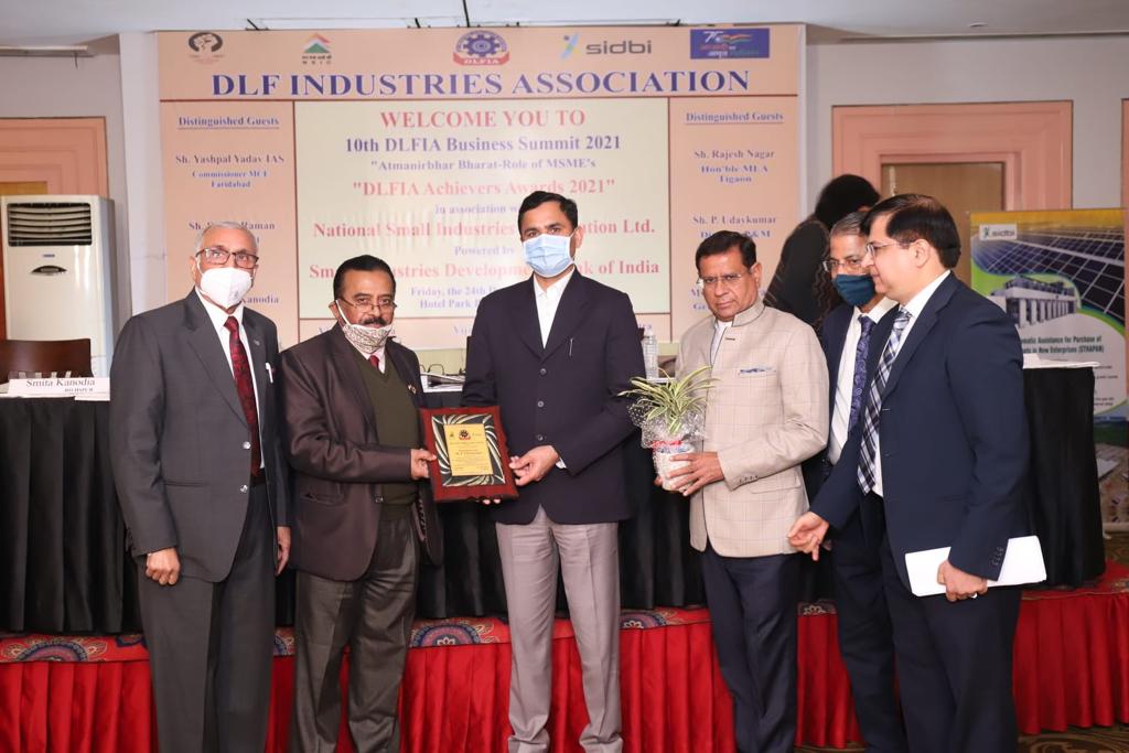 Shri P. Udayakumar, Director (Planning & Marketing), NSIC inaugurated the 10th DLFIA Business Summit-2021 organized by DLF Industries Association  as a Chief Guest on 24th December, 2021 at Faridabad. During the inaugural session, he stated that NSIC facilitates MSMEs through integrated support services under Marketing, Technology & Finance and invited the MSMEs to avail the benefits of new initiatives of NSIC in recent years.