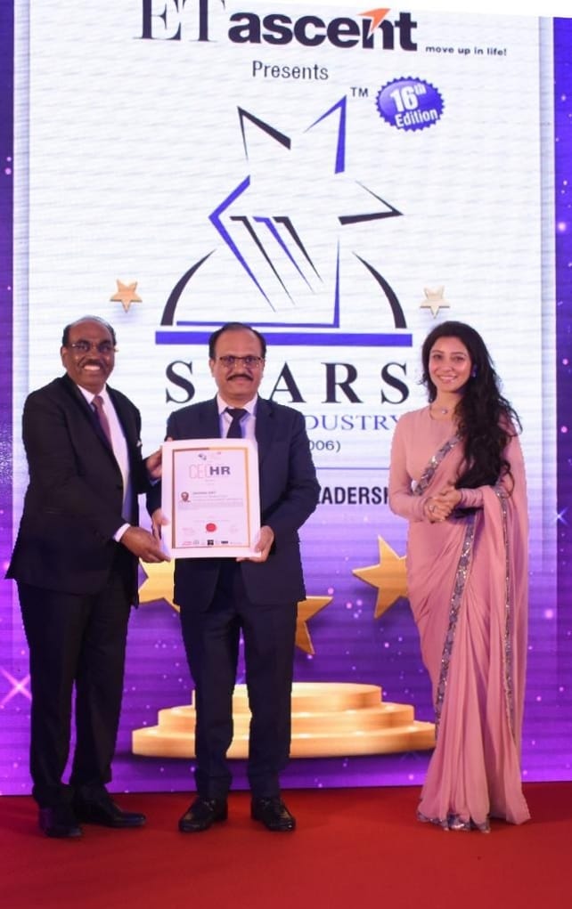 Shri Gaurang Dixit, CMD, NSIC conferred with the “CEO with HR Orientation Award” at the North India Best Employer Brand Awards & HR Leadership Excellence Awards organized by World HRD Congress on 22nd December, 2022, New Delhi. Speaking on the occasion, Shri Gaurang Dixit, CMD, NSIC stated that  I would like to dedicate this award to NSICians who have been contributing immensely for the growth of MSME sector in the country.