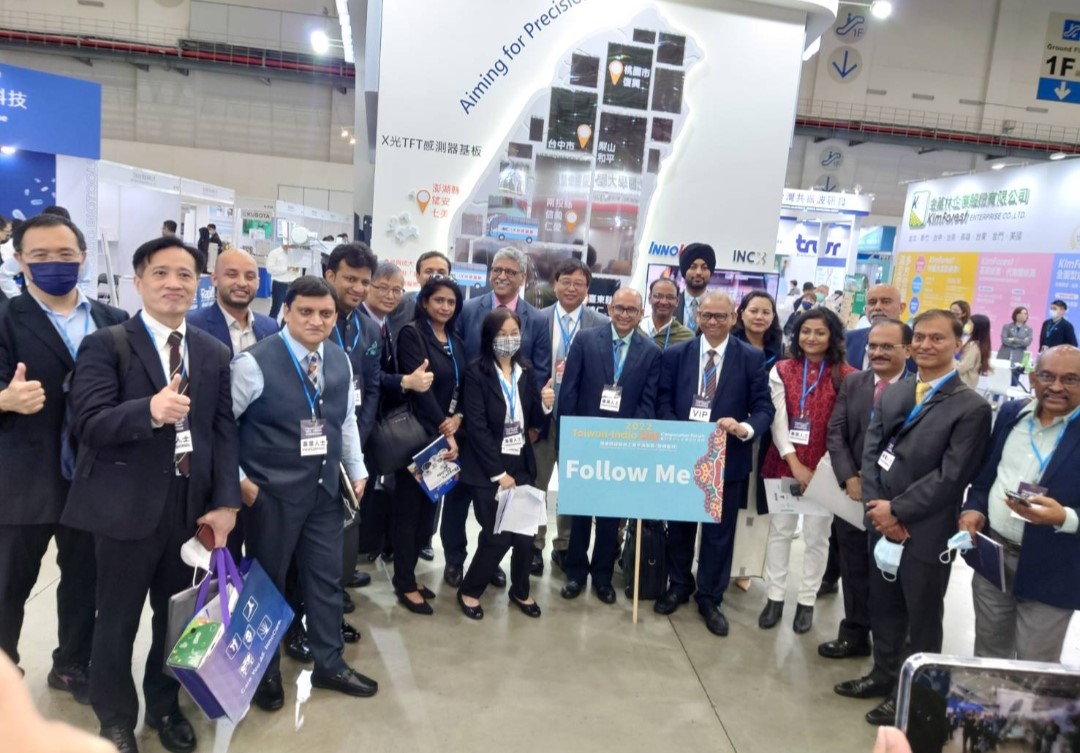 A delegation led by Shri B.B. Swain, Secretary (MSME), Ministry of MSME, comprising of Ms. Mercy Epao, JS (SME), Shri Gaurang Dixit, CMD, NSIC, Mr. Sunil Tyagi, GM-SG (IC), Ms. Adiba Bari, Manager (IC), NSIC, representative from AMTZ and 9 Indian enterprises from medical devices sector visited Taiwan during 30 Nov-02 Dec 2022 for the first meeting of India-Taiwan SME Cooperation Forum organized in association with Industrial Technology Research Institute (ITRI) and India Taipei Association. The forum focused on the Healthcare sector, with the theme- Electronic Manufacturing for the Healthcare Sector. The Indian business delegates witnessed the potential of the two countries to scale up business and leveraged from each others strength. Several networking meetings were also organized. During the 3 day programme, the Indian delegation visited the Healthcare+ Expo Taiwan, Hsinchu Biomedical Science Park, Taiwan Integrated Biomedical Industrial Center (TIBIC), Intelligent Machinery Technology Center and Plastics Industry Development Center (PIDC) Industrial centres in Taichung.