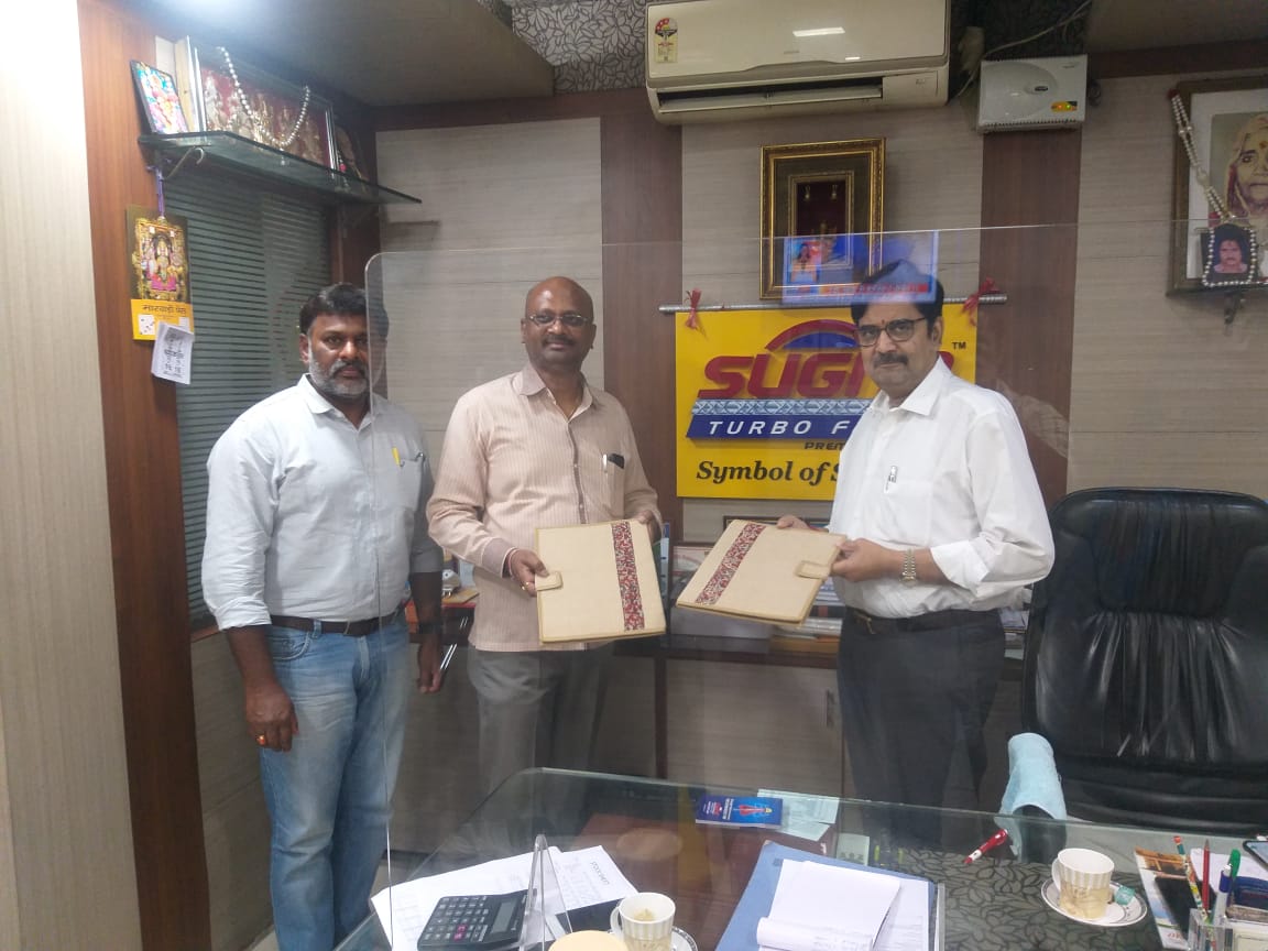 NSIC (Zone South 2) signs MoU with M/s. Sugna Steels on 16.06.2022 for supply of Steel Products / TMT Bars to MSMEs. The MOU has been signed by Mr. K. Srinivas, Zonal Head, South-II, NSIC and Mr. Bharat Agarwal, CMD, M/s. Sugna Metals Ltd.  Mr S. Suresh, Senior Branch Manager, NSIC(Hyderabad) was also present on the occasion.
