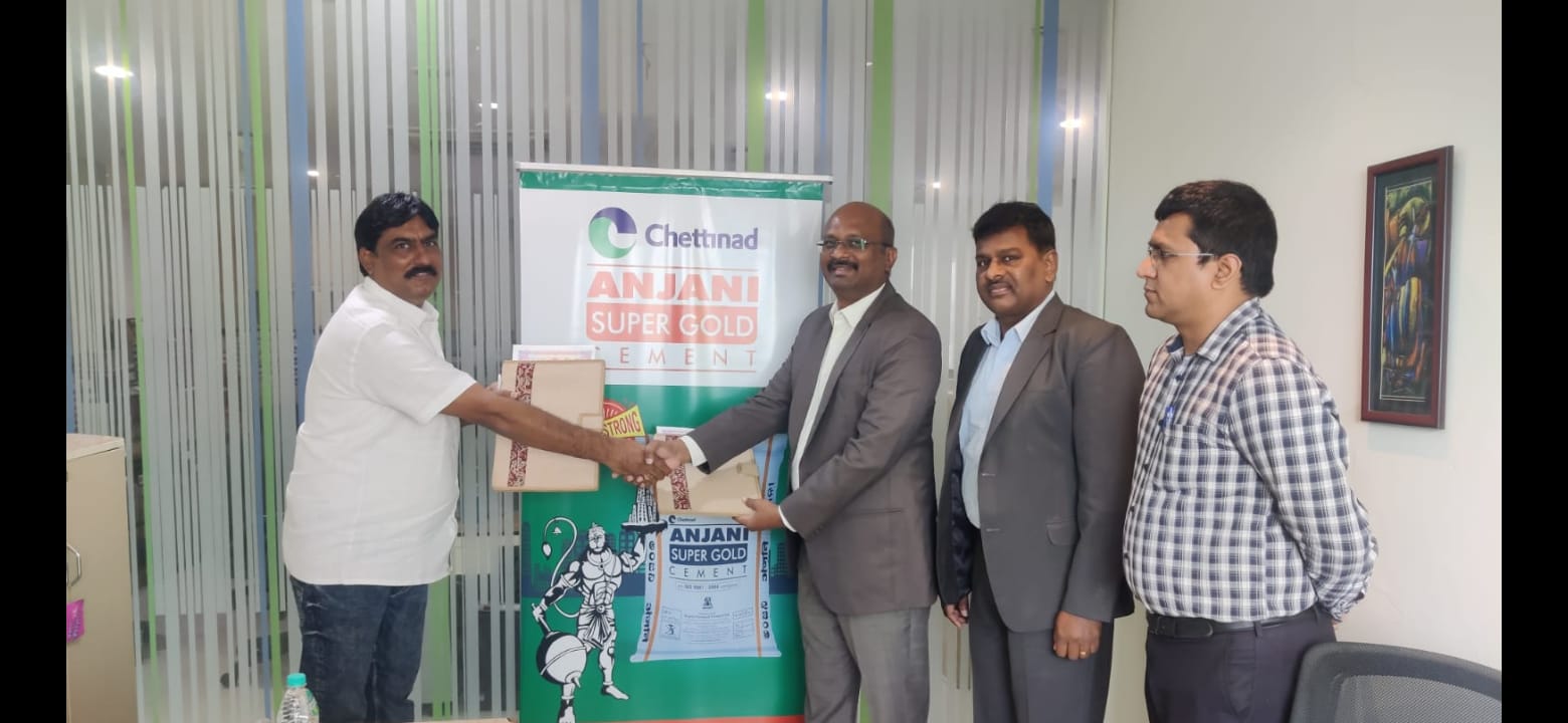 NSIC (Hyderabad) signs MoU with M/s.Anjani Portland Cement Limited 20/07/2022 for for supply of Cement of various grades to MSMEs. Mr K.Srinivas, Zonal Head, NSIC exchanged the MoU with Mr S M Sita Rama Varma, Head (Telangana & A.P), M/s.Anjani Portland Cement Limited in the presence of Mr S.Suresh, SBM, B.O, Hyderabad.

