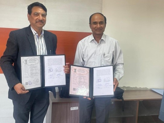 NTSC (Rajkot) has signed a MoU with with Gujarat Knowledge Society. The MoU was signed by  Shri Upender Kumar Kohli, GM, NSIC and Shri Thushar Rawal, additional CEO, Director of Technical Education for imparting training to Diploma and degree colleges for 29 courses .The MoU has been entered for a period of 2 years.