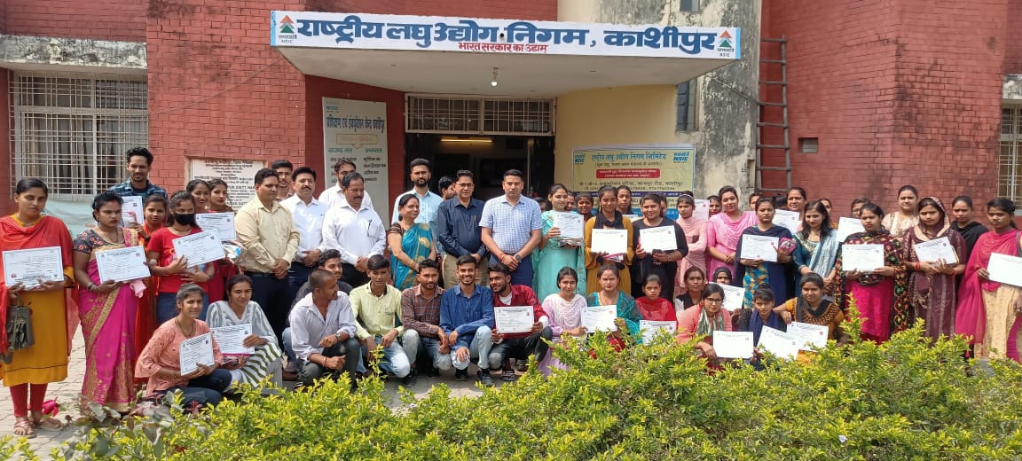 LBI-Kashipur successfully completed the Livelihood Business EDP training to 100 candidates under CSR initiative of M/s. India Glycol Ltd. Kashipur on 13.03.2023. The training was provided in the field of Computer basics for general candidates and beautician course for female candidates. On this occasion, NSIC-LBI Kashipur distributed the Tool kits and certificates to successful candidates to help them start their livelihood business.  After the training, 10 women candidates have setup their own business of Beauty Parlour and become self-employed. 5 trainees of Computer Course have got job offers as computer operator.  The program was coordinated by Shri Mudup Mishra, Vice-President & Shri Vikrant Choudhary, Administrator of M/s. India Glycol Ltd, along with Shri Punit Kumar, Centre Head, NSIC-LBI Kashipur.