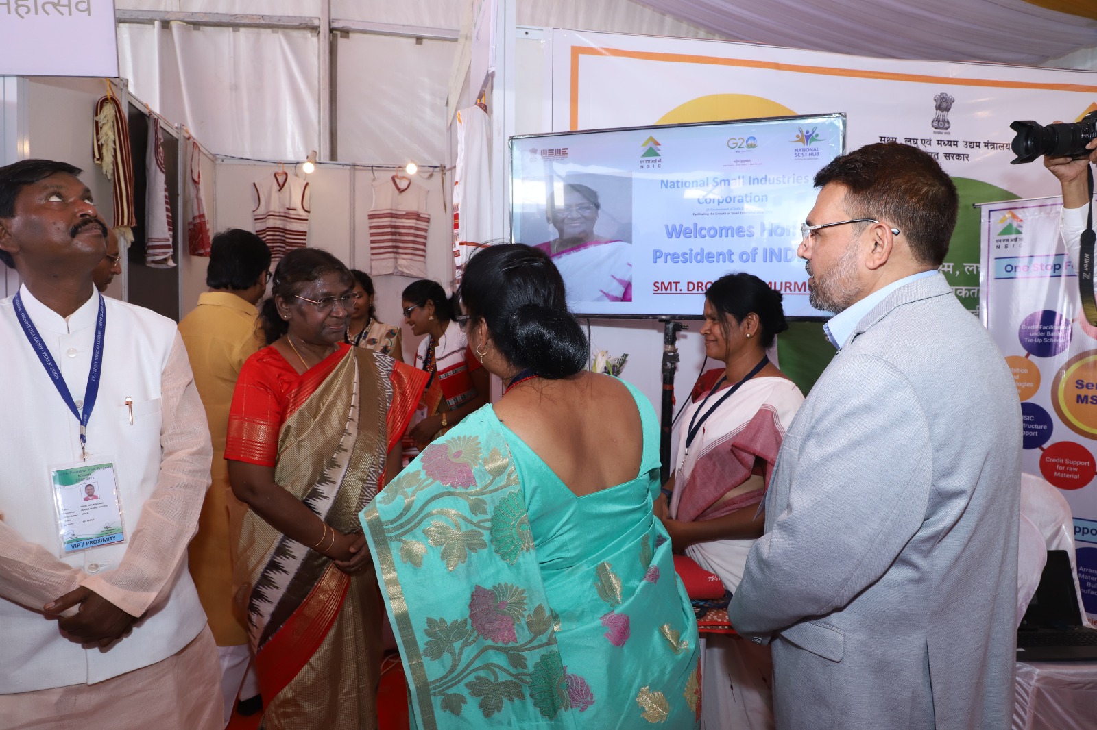 Honourable President of India Smt. Droupadi Murmu alongwith Sh. Radhakrishnan, Honourable Governor of Jharkhand, Sh. Arjun Munda, Honourable Union Minister of Tribal Affairs, Honourable  Chief Minister of Jharkhand  Sh. Hemant Soren  graced the  NSIC stall on 25th May 2023 during the  Women SHG Sammelan organised Ministry of Tribal Affairs at Khunti District, Jharkhand .Shri S.H.Siddiqui, Zonal Head ( East 1& 2), NSIC briefed them about the NSIC initiatives for the  growth of Entrepreneurship , Skill development  and  the MSME sector in the region.