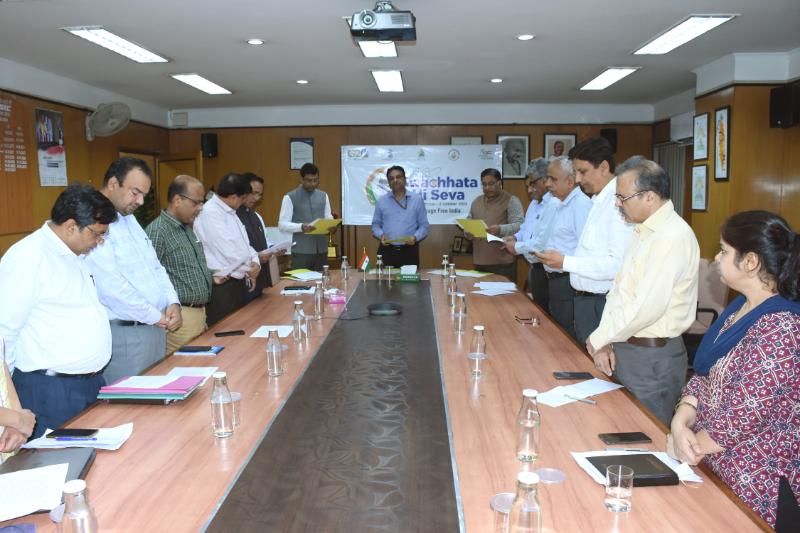 On the occasion of Swachhta Hi Deva Abhiyan-2023 on 21st September, 2023, Shri Vipul Goel, CMD, NSIC along with Shri Kartikeya Sinha, Director (P&M) & Shri Gaurav Gulati, Director (Finance), NSIC administered Swachhta Hi Seva Pledge to the employees of the National Small Industries Corporation Ltd. at Corporate Office, New Delhi simultaneously all NSIC offices actively participated in taking the pledge. The pledge and other activities are aimed to  generate jan andolan through community participation; to provide impetus on implementation of Swachh Bharat Mission; to disseminate the importance of a sampoorna swachh village; to reinforce the concept of Sanitation as everyone’s business; and as a prelude for the Swachh Bharat Diwas (2nd October) with nationwide participation.
