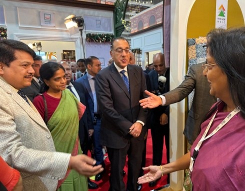 Dr. Subhransu Sekhar Acharya, CMD, NSIC led a delegation of Indian MSMEs and NSIC officials to Cairo, Egypt to participate in the 6th edition of the Egyptian Handicrafts Exhibition- Turathna 2024 and also to sign the MoU of cooperation in MSME sector with MSMEDA, Egypt.

The exhibition was inaugurated by Mr. Mostafa Kamal Madbouly, Hon’ble Prime Minister of Egypt. Hon’ble Prime Minister also visited the NSIC-India Pavilion, where Dr. S.S. Acharya, CMD, NSIC briefed him about the Indian pavilion and NSIC activities.

Indian MSMEs, under the aegis of NSIC, showcased diverse handicrafts including local Indian paintings and GI tag products in Turathna Expo.


