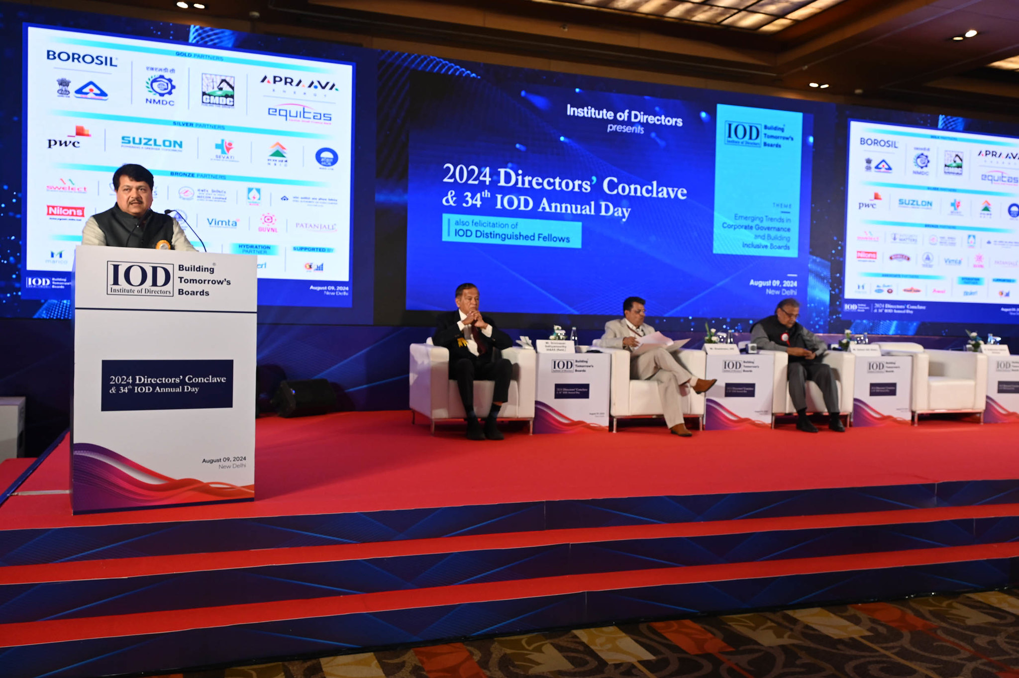 CMD, NSIC was invited as a distinguished speaker in the Directors’ Conclave on the occasion of 34th Annual Day of Institute of Directors, held on August 09, 2024, at New Delhi. In his keynote address, during the session Improving Board Effectiveness through strengthening the Role of IDs & Making Board Committees More Agile  CMD, NSIC highlighted the importance of governance, particularly in the areas of board structures, committees, and risk management, with focus on Micro, Small & Medium Enterprises (MSMEs).