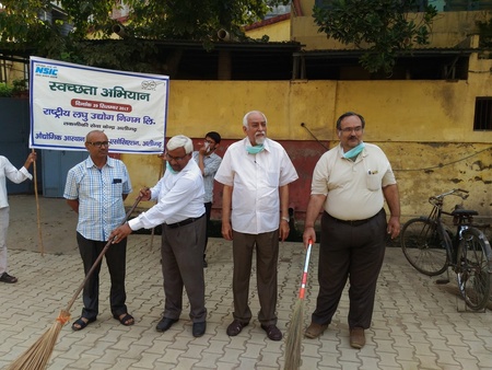 Swachhta Abhiyan organized by NSIC, Aligarh on 28/09/2017

<p align="right">
<font color="#A9A9A9" align="right">Oct.,3, 2017 </font></p>

