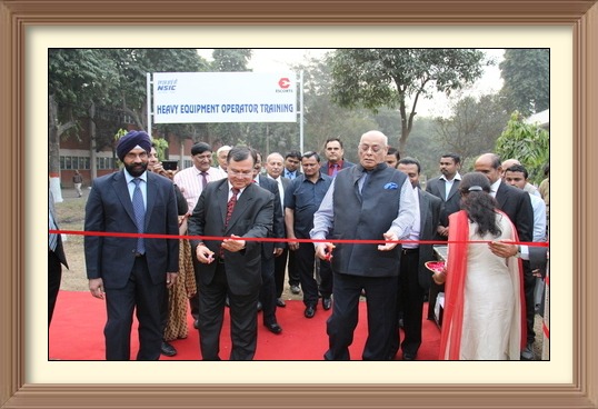Mr. Ravindra Nath, CMD, NSIC & Mr. Rajan Nanda, Chairman, Escorts Group jointly inaugurated the training on operations of heavy equipments like Backhoe Loader, Pick ‘n’ Carry Crane and Forklift. The training is planned to be conducted by NSIC-Technical Service Centre, Okhla in association with Escorts Ltd. The senior officials of NSIC & Escorts were present during the inauguration.
<br>
<a target="_blank"  href=" https://www.facebook.com/NSICLTD/photos/pcb.993336274037719/993335684037778/?type=3&theater " ><font color="#FF6600">Click here to view  more images.