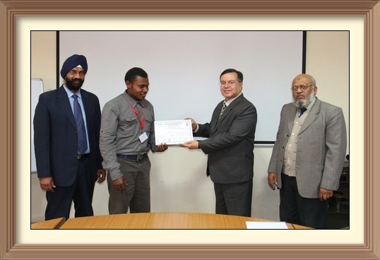 Mr. Ravindra Nath, CMD, NSIC handed over the certificates to the delegates from Papua New Guinea who had completed their Entrepreneurship Development Training in NSIC Incubation Center in New Delhi. The delegates expressed their desire to set up similar centre in their country. Mr. Satvinder Singh, Sr. General Manager and Mr. Munib Ikram, DGM (Incubation) were also present.

<br>
<a target="_blank"  href=" https://www.facebook.com/NSICLTD/photos/pcb.1016866658351347/1016862538351759/?type=3&theater" ><font color="#FF6600">Click here to view  more images.</font></a>