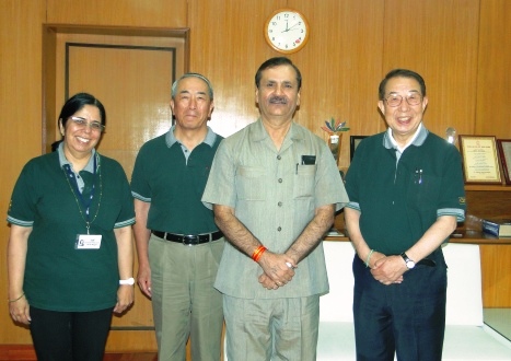 Prof.Shoji Shiba, Chief Adviser, Visionary Leaders for Manufacturing Program (VLFM ), Japan and Dr. Sarita Nagpal of CII called upon  Dr. H.P. Kumar, CMD, NSIC  to apprise him of their new initiative “ 1000 SME Projects” which aims to help MSMEs who have a customer –supplier relations to transform themselves into having win-win relationships. 