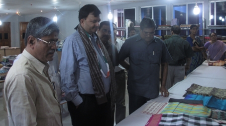 Shri S.N. Tripathi, IAS, Jt. Secretary, MSME during his recently visit to
IKAT ART MELA” (Hyderabad) appreciated the NSIC- Exhibition-cum-Marketing
Development Business Park Hyderabad. The newly built EMDBP is a
five-storied building with a covered area of approx.15,000 sqm and the
ground floor is utilized for the exhibition where the exhibition “IKAT ART
MELA” organised by M/s. Pochampally Handloom Park Ltd., & MSME-EXPO-2014
was organised by MSME-DI, Hyderabad.The theme of MSME-expo was Vendor
Development.  100 units including Banks & PSUs displayed their
products/schemes during this exhibition.The NSIC participation was managed
by Shri  B.Sivaram,DGM,NSIC-EMDBP Hyderabad.