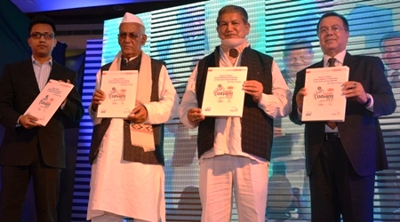 A Report on MSME sector growth in the State of Uttrakhand was presented by
Shri Ravindra Nath CMD, NSIC to the Hon’ble Chief Minister, Shri Harish
Rawat during the Samay Udyami -2014 Awards organised by Samay News Network.
The report highlights the industrial scenario of Uttrakhand ,the status of
MSME sector and the problems being faced by this sector. The report also
brings out various suggestions/ improvements required for the growth of
MSME sector in Uttrakhand .On this occasion,the Hon`ble Chief Minister
Shri Harish Rawat appreciated the role of NSIC in employment creation as
also  development of MSMEs through its package of Schemes and urged Shri
Ravindra Nath,CMD,NSIC to set up NSIC -Incubation Centres for employment
creation in different parts of the State of Uttrakhand.The
Hon`ble Minister MSME (Government of Uttrakhand) and Principal Secretary
,MSME (Govt. of Uttrakahand) were also present on this occasion
