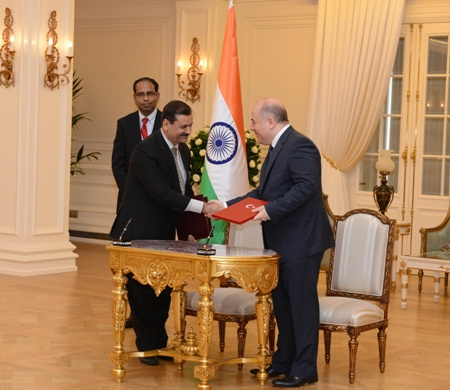 During the visit of Hon’ble President of India, Sh Pranab Mukherjee to Turkey, NSIC signed an Memorandum of Understanding with Small & Medium Enterprises Development Organisation (KOSGEB) of Turkey. The Mou was signed by Dr. H.P. Kumar, Chairman cum Managing Director on behalf of NSIC and Mr. Mustafa Kaplan, President of KOSGEB, in the presence of Hon’ble President of India and the Hon’ble President of Turkey.The said MoU envisages cooperation in the field of micro, small & medium enterprises in terms of experience sharing, building alliances in terms of technology transfer, joint ventures or sustainable business alliances.