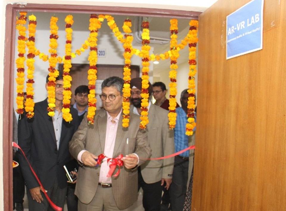 Mr. Sudhir Garg, CMD, NSIC inaugurated two new training programmes on Augmented Reality & Vitual Reality and CCNA/CCNP in Advance Training Centre of  The National Small Industries Corporation Ltd.-NSIC  TSC, Okhla on 6th Dec.2018. Shri Sudhir Garg applauded team  NTSC for these initiatives and encouraged trainees to learn with focus to develop projects for industry. He also inspired them to be job creators.  During the visit, CMD took notice of R&D projects undertaken by Electronics training division and guided them further to put these projects to testing and start production for market.