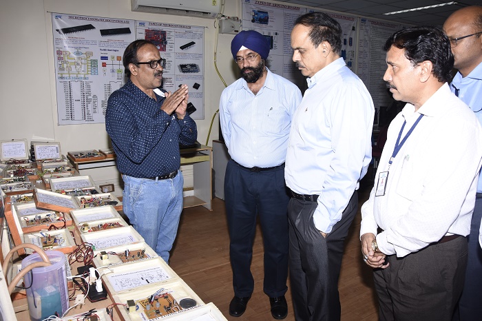 Dr. Arun Kumar Panda, IAS, Secretary, Ministry of MSME, Govt. of India visited NSIC-Technical Service Center, Hyderabad. He was briefed about the ongoing activities of the center including the various new initiatives taken for the expansion of ongoing training programs, in association with State Government authorities. 
While taking tour to the center, Dr. Panda visited the class rooms & practical labs and interacted with ongoing trainees & Module Heads of different training streams. Also during the visit, fruit bearing sapling planted under, “Go Green” initiative of the center. 
Shri Satvinder Singh, Chief General Manager, Shri A.B.Prabhu Raj, General Manager, NTSC Hyerabad, Shri K.Srinivas, Zonal Head and officials of NTSC Hyderabad were present during their visit to the center.
