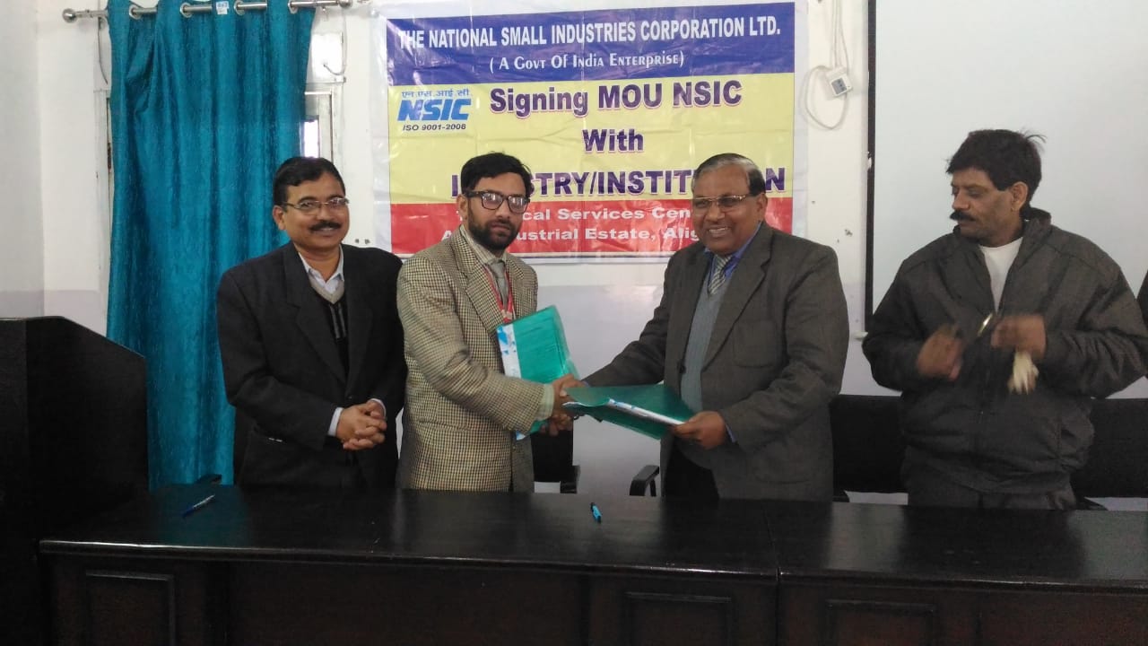 NTSC, Aligarh signs MOU on 7th January 2019 with Unique group of Institutes of Technology and Management, Muradnagar, Ghaziabad for skill gradation of their students through on job training.