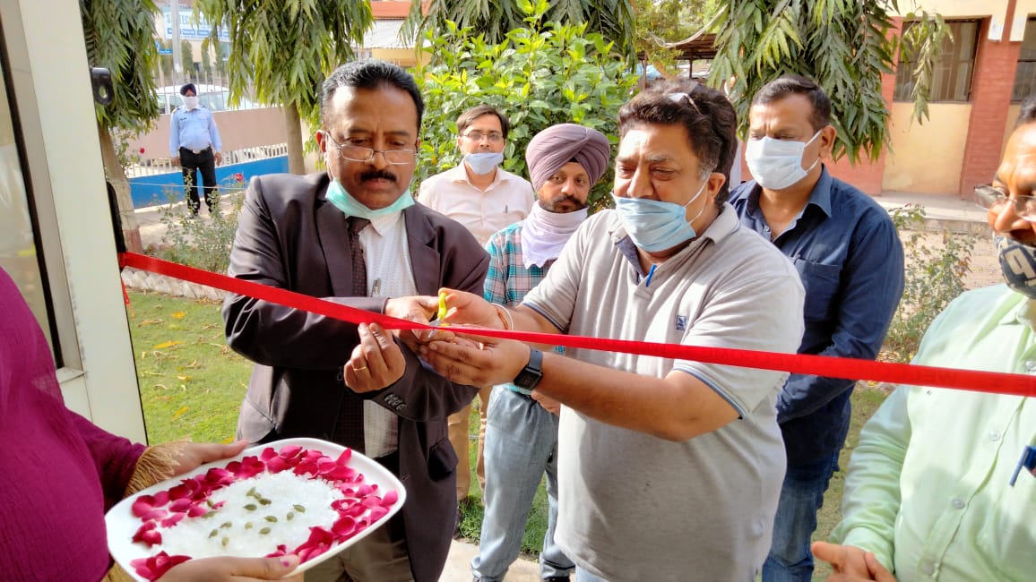 During his visit to NTSC (Rajpura), Shri P. Udayakumar, Director (Planning & Marketing) inaugurated the Tool Room on 25th March, 2021 in the presence of MSME Focal Point Industrial Association members. The Machinery and Equipment has been installed and set up by NTSC (Rajpura). On this occasion, he reviewed the performance & areas of expansion of the present activities of NTSC (Rajpura) so the benefits of NTSC (Rajpura) programs are benefitted by larger section of the society. Shri Rajesh Jain, Centre Head, NTSC (Rajpura) was present on this occasion.