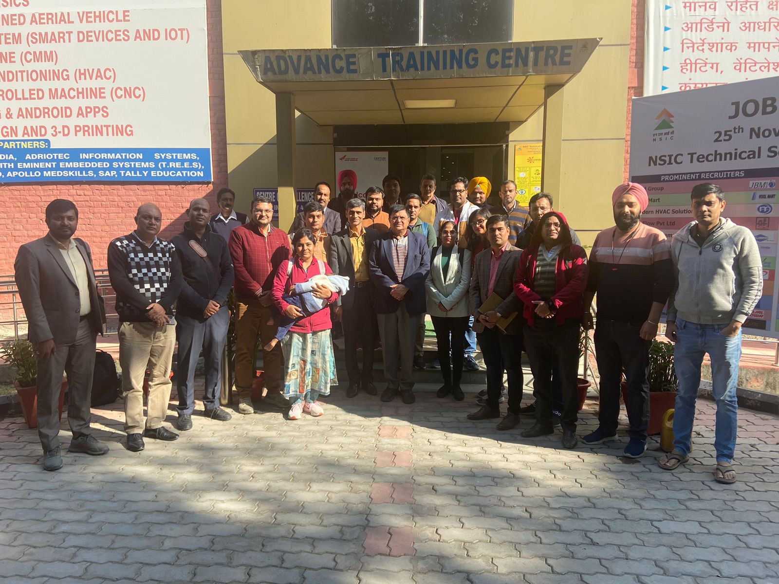 NTSC (Okhla) has organized a industry orientation training program for twenty three Assistant Professors of NSUT for 4 week on technologies related to Industry 4.0. The program sponsored by Netaji Subhas University of Technology (NSUT),  (Govt. of NCT of Delhi), Dwarka, New Delhi. The training program will enable faculties to learn use of technical skills in industry and entrepreneurship.  Sh. Naveen Chopra, CGM-SG (Tech.), NSIC  graced the occasion and spoke about use of technological tools in entrepreneurship and opportunities for students in the inaugural session.  Sh. O.P.Singh,  Centre Head, NTSC (Okhla) appraised about Centre activities and advised participants to take full advantage of the resources available at the Centre during their training period.