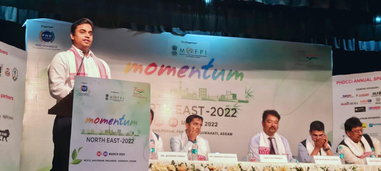 NSIC has been facilitating MSMEs across the country  by various  Marketing Support programs . Recently Shri Vijay Prakash, Zonal Head , NSIC (North-East) inaugurate  the Momentum North-East 2022 organised by PHD Chamber of Commerce at Shilp Gram, Guwahati and encouraged the participating SMEs & Budding Entrepreneurs   to come forward and avail the benefits of NSIC schemes for their growth.