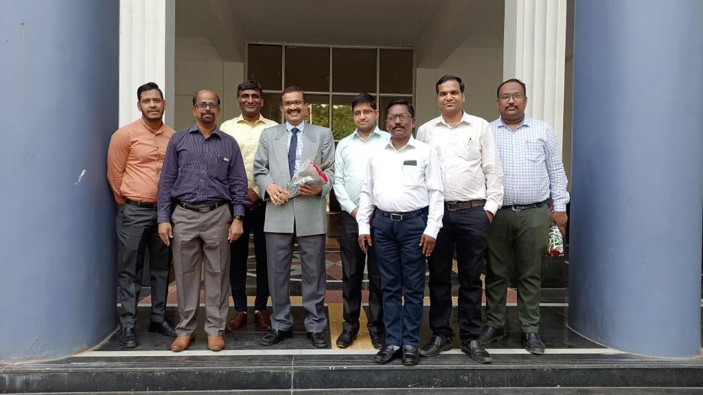 Zonal Head (West) Shri M.K.Singh during his visit to Nagpur on 25th- 26th May 2022 had fruitful interactions with  Shri P. V. V. Patnaik, Director (Commercial) , M/s. MOIL Limited(A Govt. of India Enterprise), Shri D. M. Borekute, DGM(Materials) to expedite supply of Ferro Manganese Alloy and other products being manufactured by MOIL to MSMEs in the region. He also held meetings with  Shri G. S. Rajput, AGM(Sales) and Mr. Ankur Bhogra, Sr. Manager(Sales)  M/s. SAIL to expedite supply of Steel Material by SAIL to MSMEs of Nagpur and Aurangabad region.