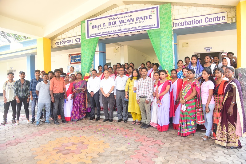 Shri T. Roumuan Paite, CMD, NSTFDC, visited Livelihood Business Incubator (LBI) Rourkela on 09th May, 2023 and appreciated the Entrepreneurship and Skill Development Training being offered at LBI. During his visit, Shri T. Roumuan Paite, CMD, NSTFDC interacted with the participating trainees and distributed certificates to successfully completed 23 Schedule Tribes trainees of the Electrician & Beautician course.  Shri Durga Madhab Nayak, Chief Manager & Centre Head, NTSC apprised him about the offerings of offering of LBI (Rourkela) Centre.